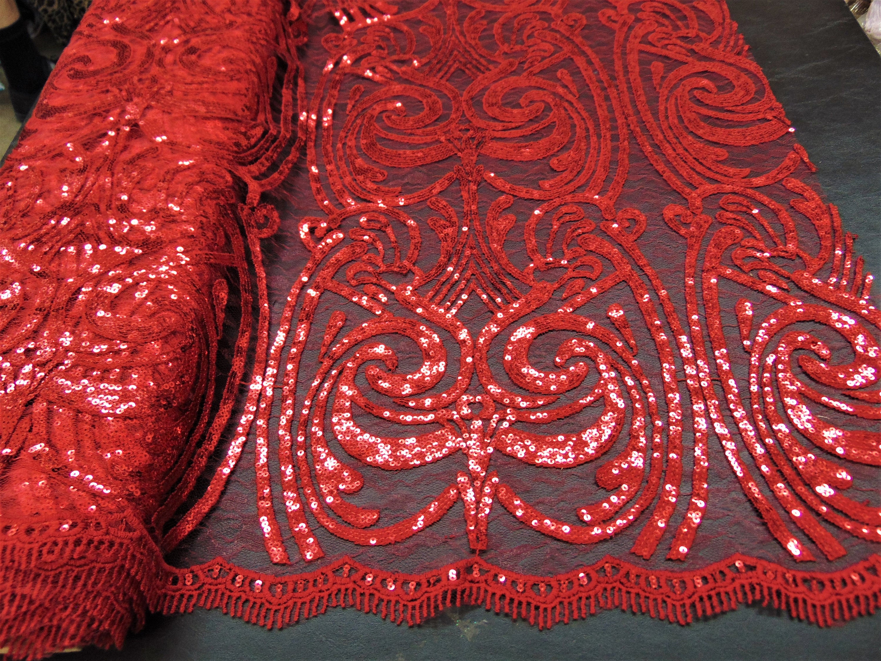 Red Damask Sequin Tablecloth 52” x 108” || Event Décor