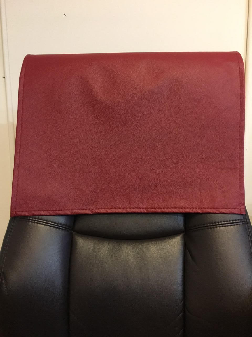 Cinnabar Red Champion Vinyl 15”x15” Recliner Furniture Protector Cover || Home Décor