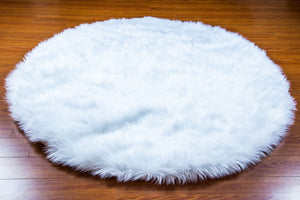 White Faux Shaggy Sheepskin Round 5' Diameter Area Rug || Home Decor