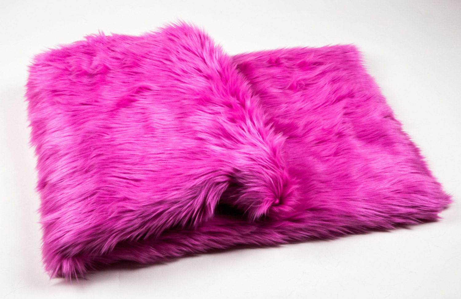Fuchsia Shaggy Faux Fur Suede Back 108”x60” Throw Blanket || Home Décor